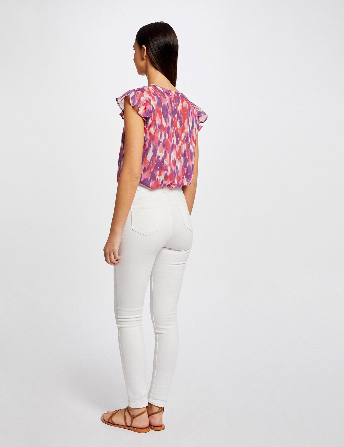 חולצה עם שרוולים מסולסלים בהדפס צבעים - MASHBIR//365