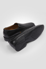 נעלי עור אלגנטיות לגברים בצבע שחור