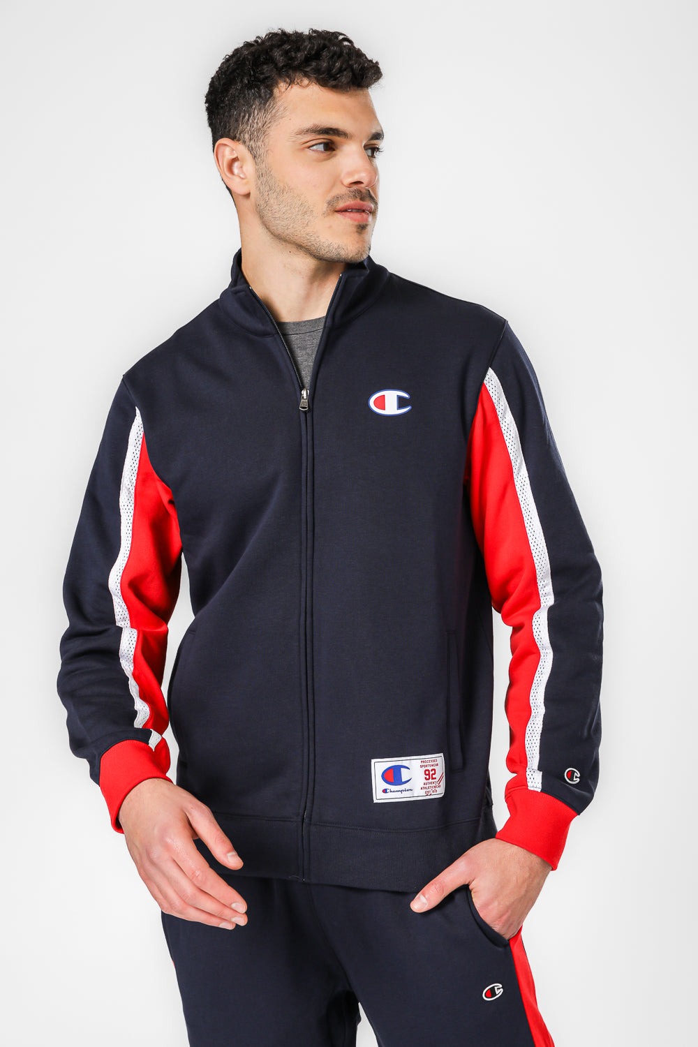 חליפה לגבר בצבע נייבי ואדום