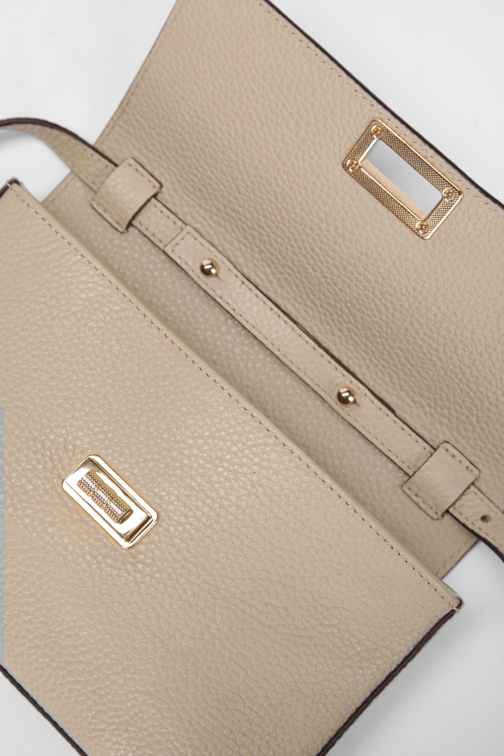 תיק צד קטן עור לנשים בצבע בז'