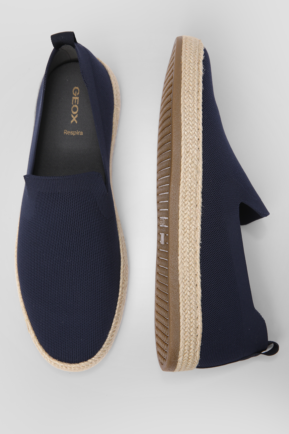 נעלי מוקסין לגברים באפקט סרוג בצבע נייבי