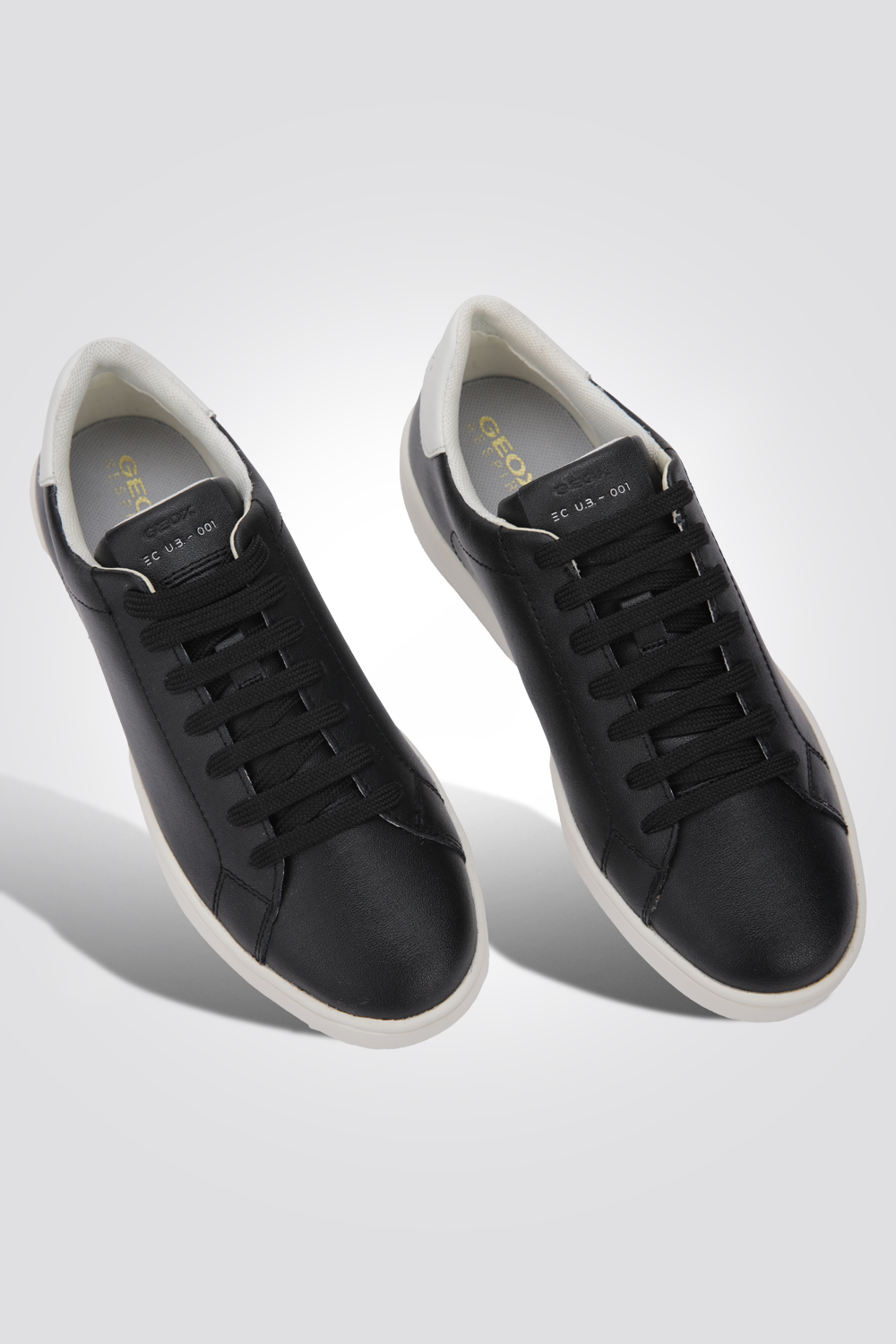 סניקרס לנשים Sneakersy D Spherica Ecub-1 בצבע שחור ולבן