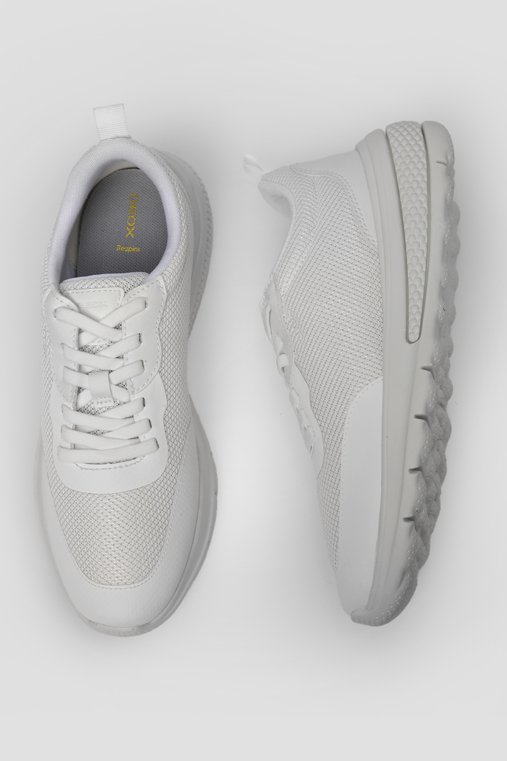 סניקרס לנשים Activart בצבע לבן