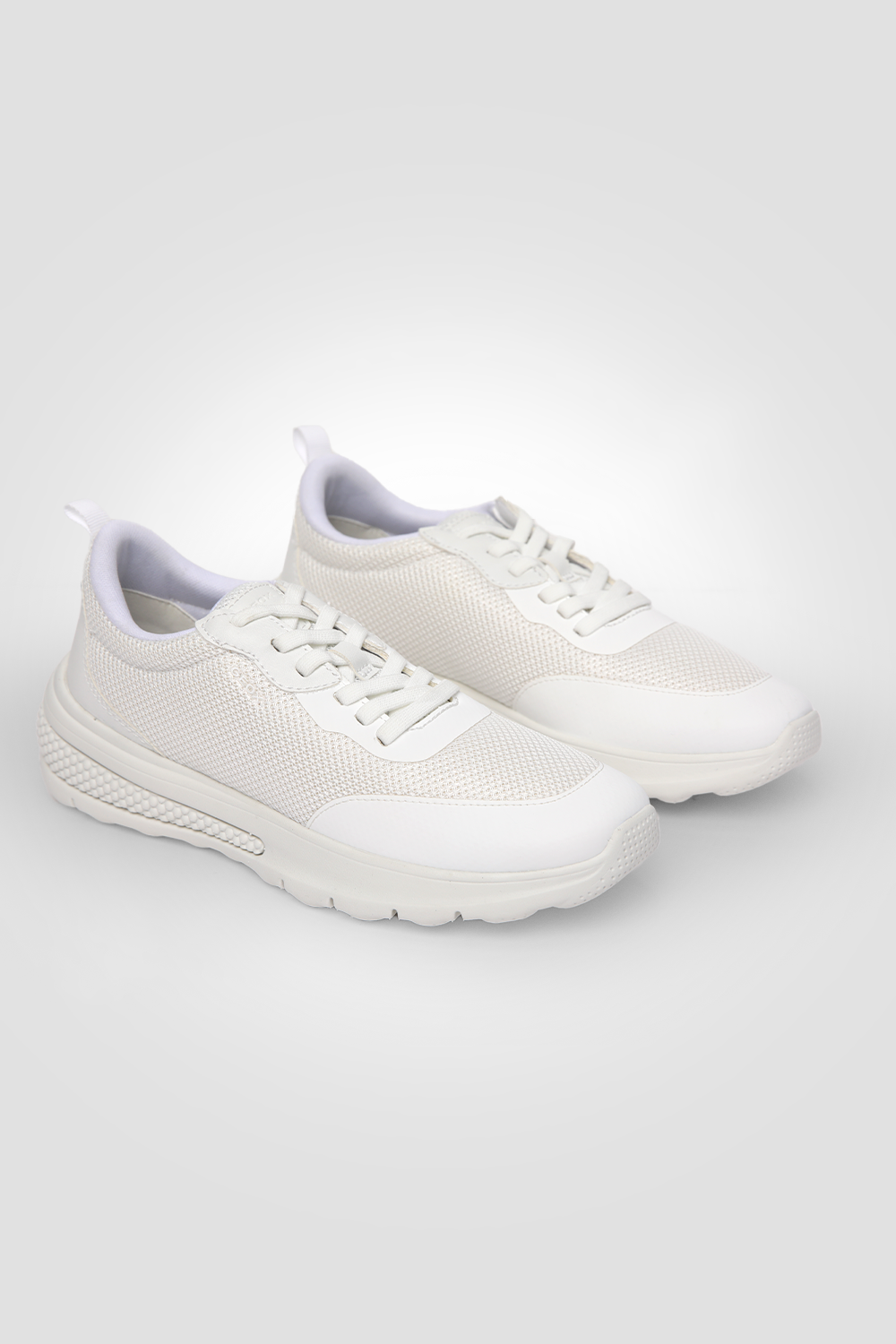 סניקרס לנשים Activart בצבע לבן