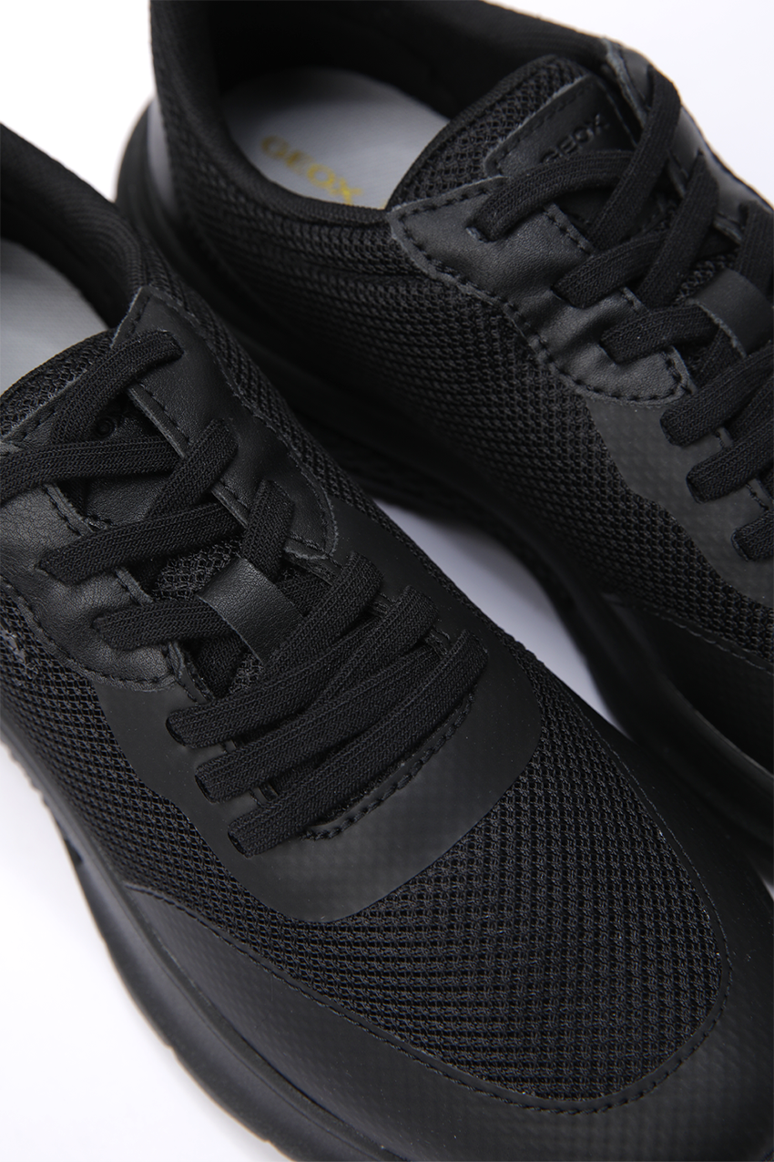 סניקרס לנשים Activart בצבע שחור