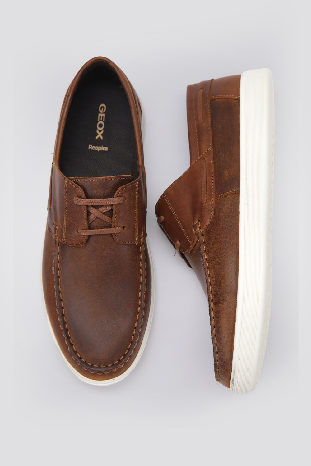 נעלי מוקסין עור לגברים AVOLA בצבע חום