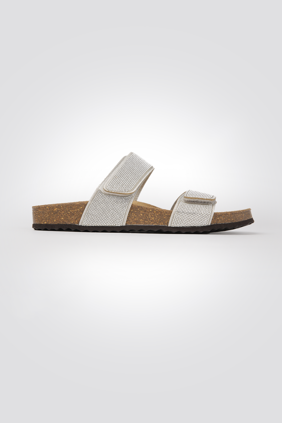 כפכפים רצועות מנצנצות בצבע כסף