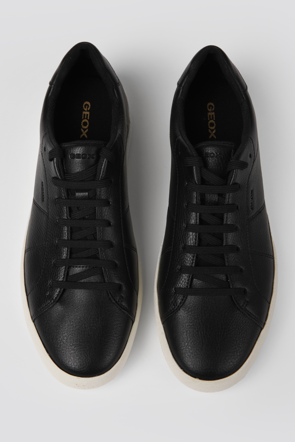 סניקרס SERIFOS לגברים בצבע שחור