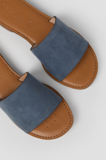 כפכפי זמש MADDALUSIAC בצבע כחול