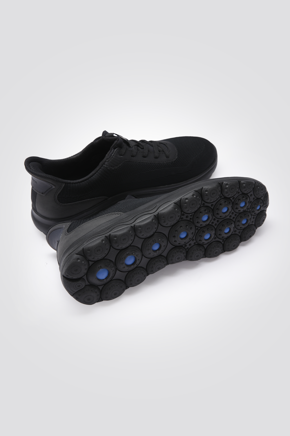 סניקרס Spherica Plus בצבע שחור