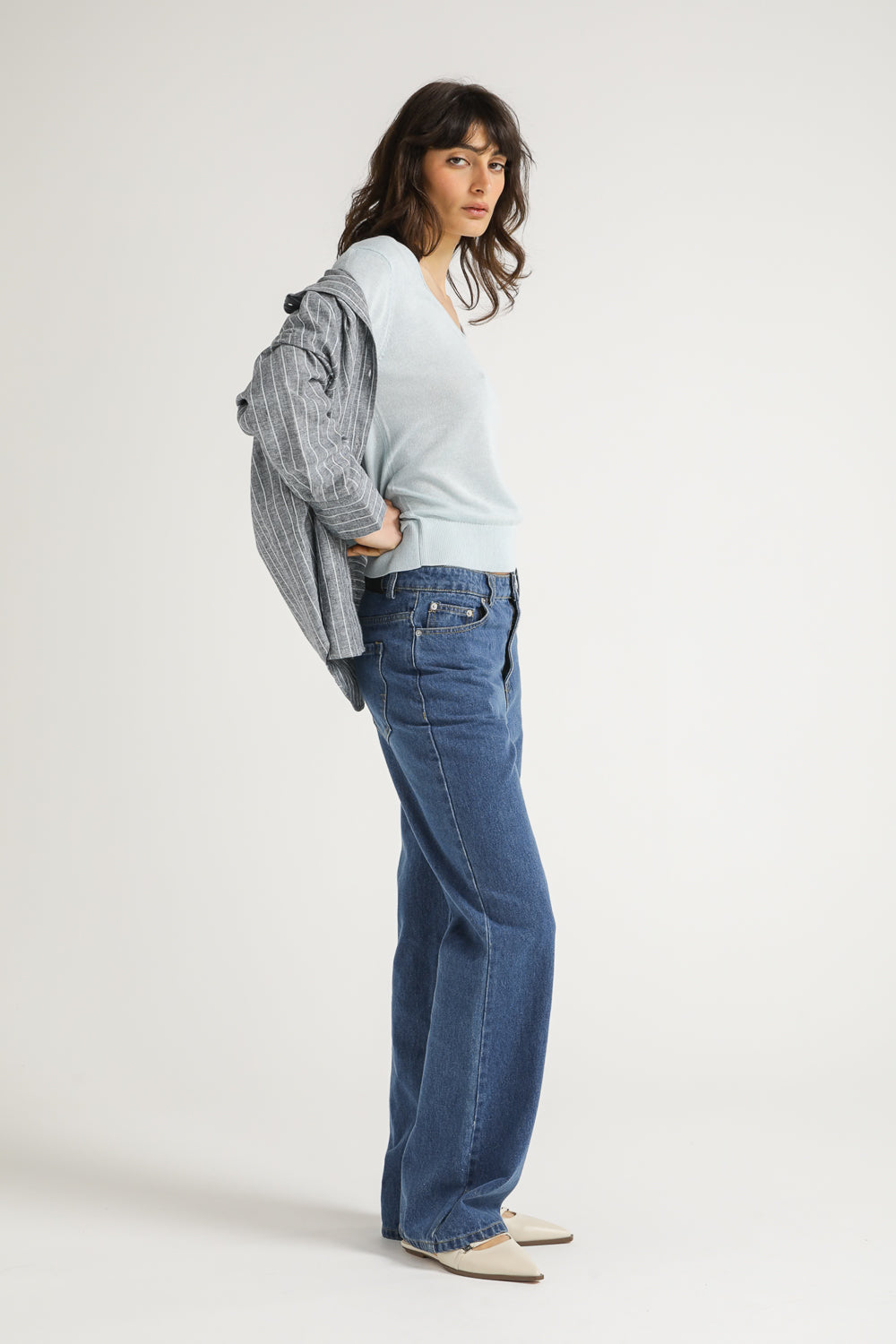 טישירט סריג לנשים עם מפתח V | קנת קול