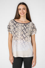 טישירט לנשים הדפס נחש 
