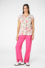 טישירט לנשים עם צווארון והדפס פרחוני 
