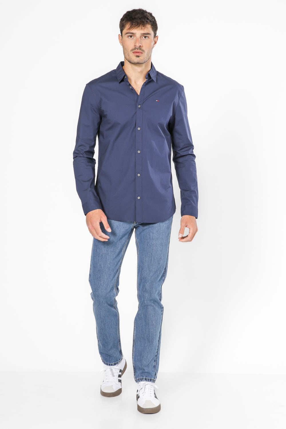 מכופתרת  STRETCH בצבע נייבי