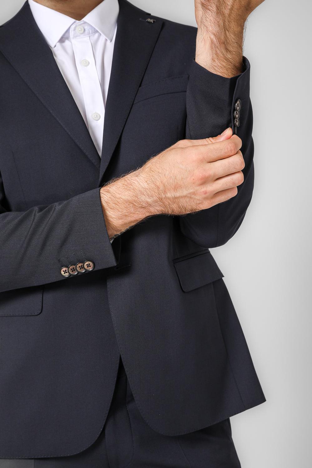 חליפה מחוייטת TRAVEL בצבע נייבי - MASHBIR//365