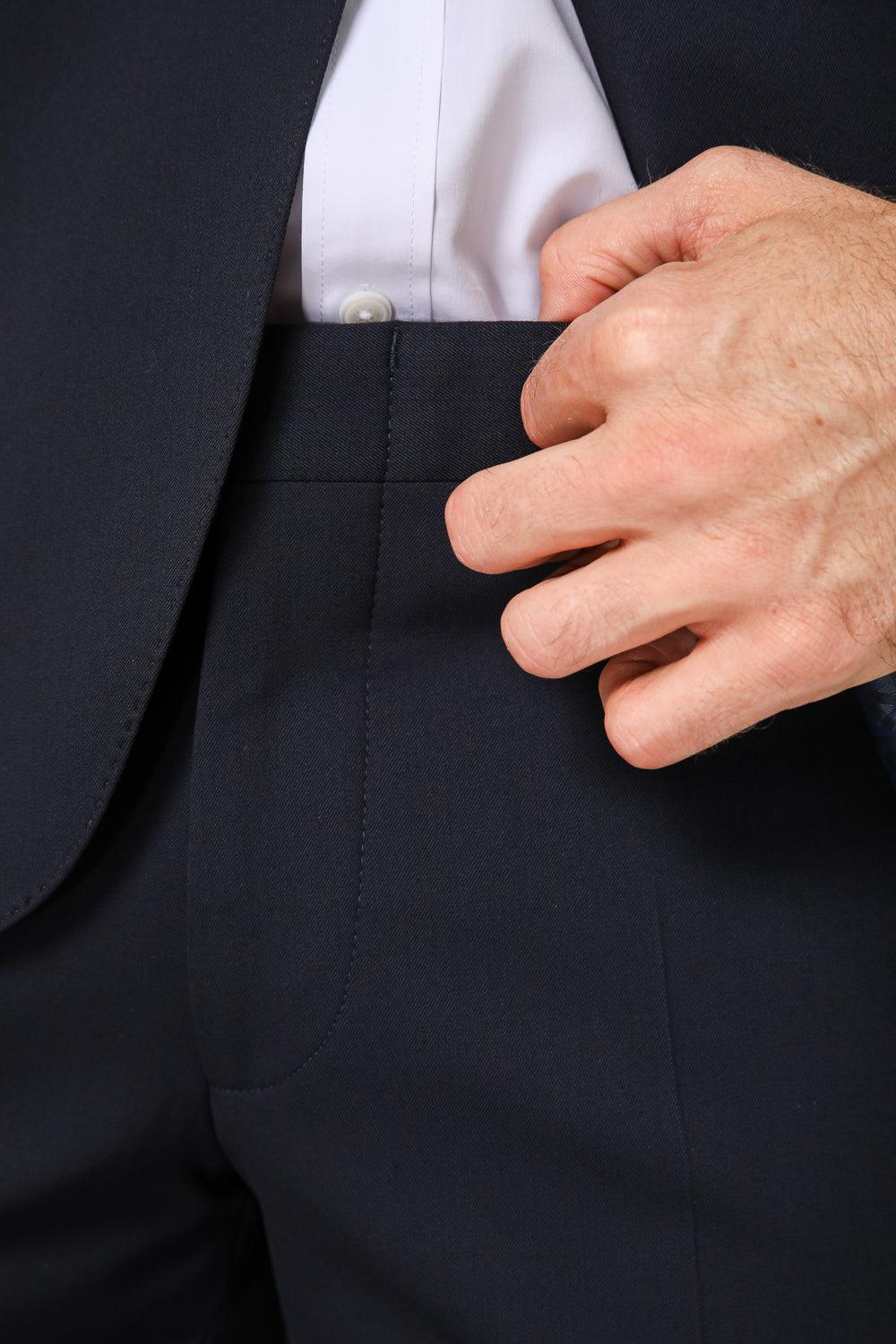 חליפה מחוייטת TRAVEL בצבע נייבי - MASHBIR//365