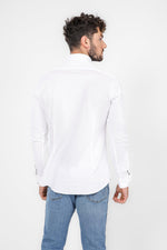 חולצה מכופתרת SOLID PIQUE בצבע לבן - MASHBIR//365