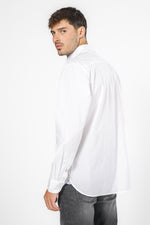 מכופתרת FLEX POPLIN בצבע לבן