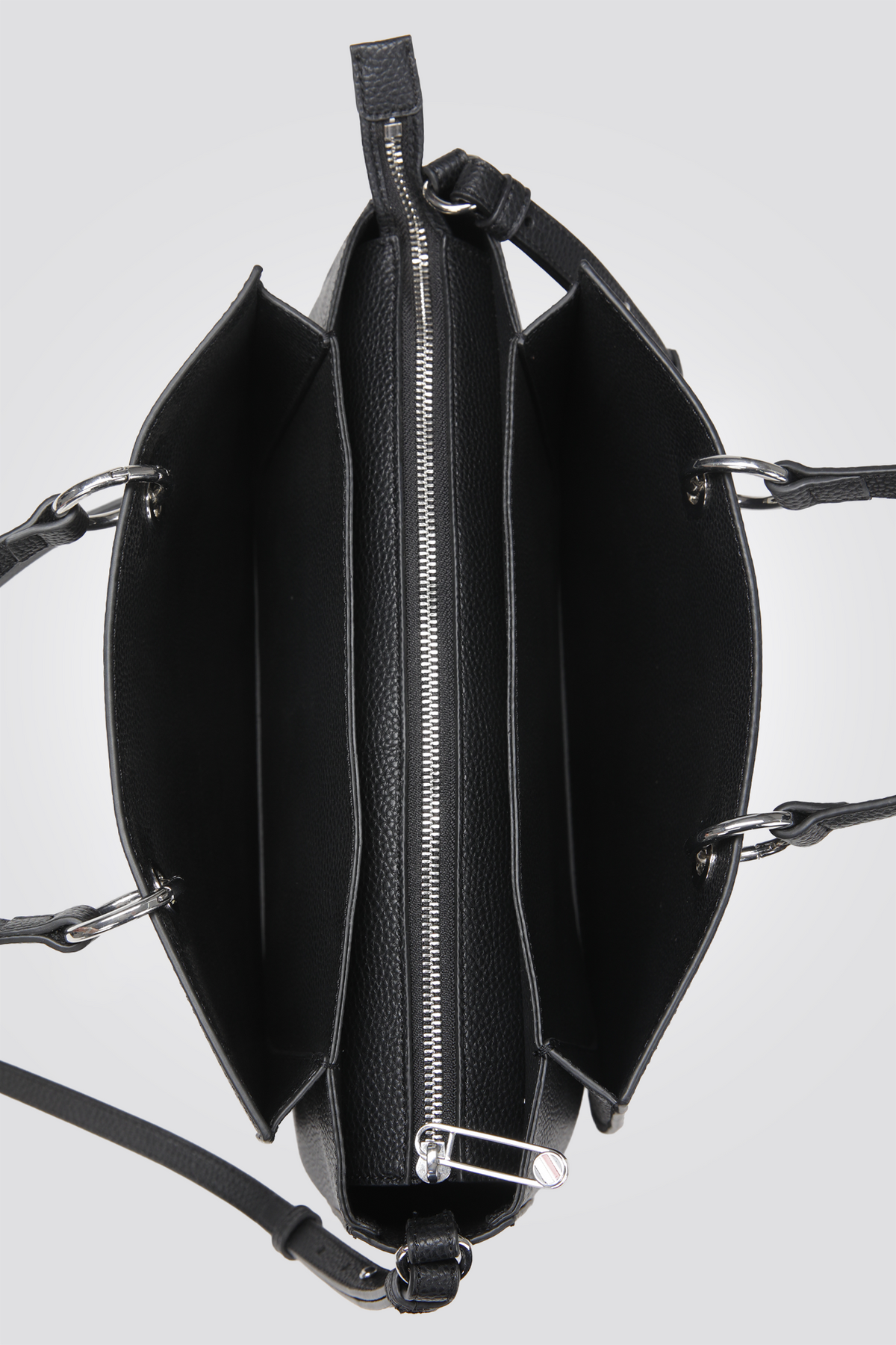 תיק יד לנשים בצבע שחור 