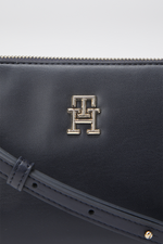 תיק צד לנשים בצבע כחול כהה 