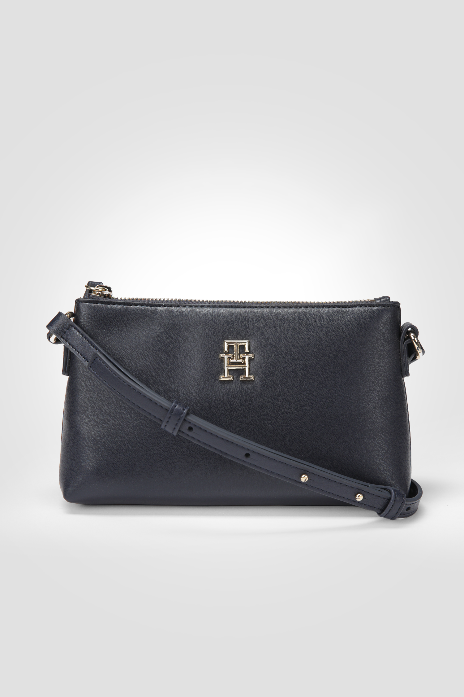 תיק צד לנשים בצבע כחול כהה Tommy Hilfiger – MASHBIR//365