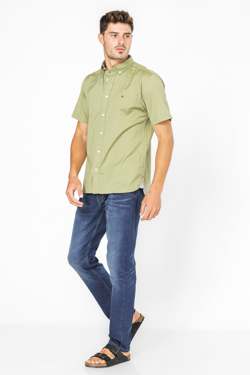 חולצה מכופתרת קצרה לגברים בצבע ירוק