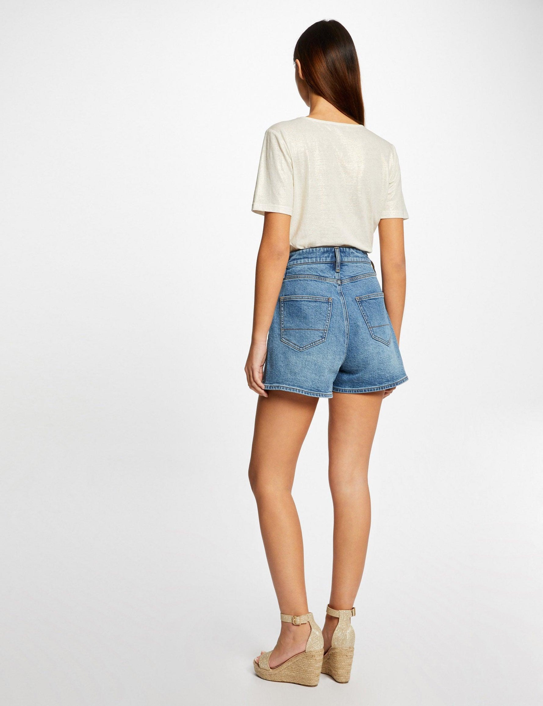 טישירט קצרה בצבע לבן - MASHBIR//365