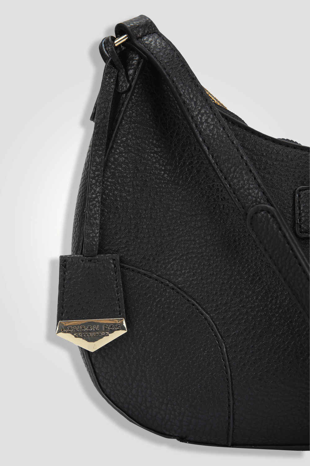 תיק צד לנשים בצבע שחור - MASHBIR//365