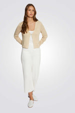 קרדיגן סגירת כפתור דיטיילס מטאלי בצבע בז'