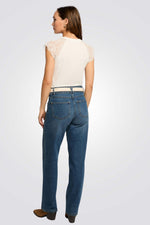 טישירט כתפיות תחרה צווארון וי בצבע אופוויט