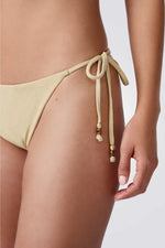 תחתון ביקיני מנצנץ עם קשירה בצדדים HELIO לנשים