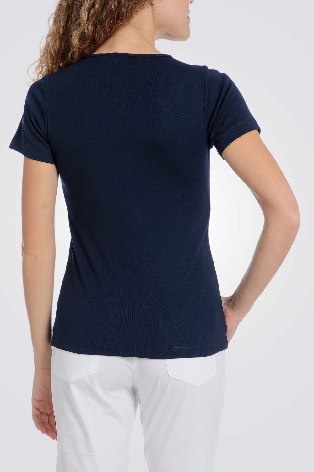 טישירט עם עיטורים בצווארון בצבע נייבי