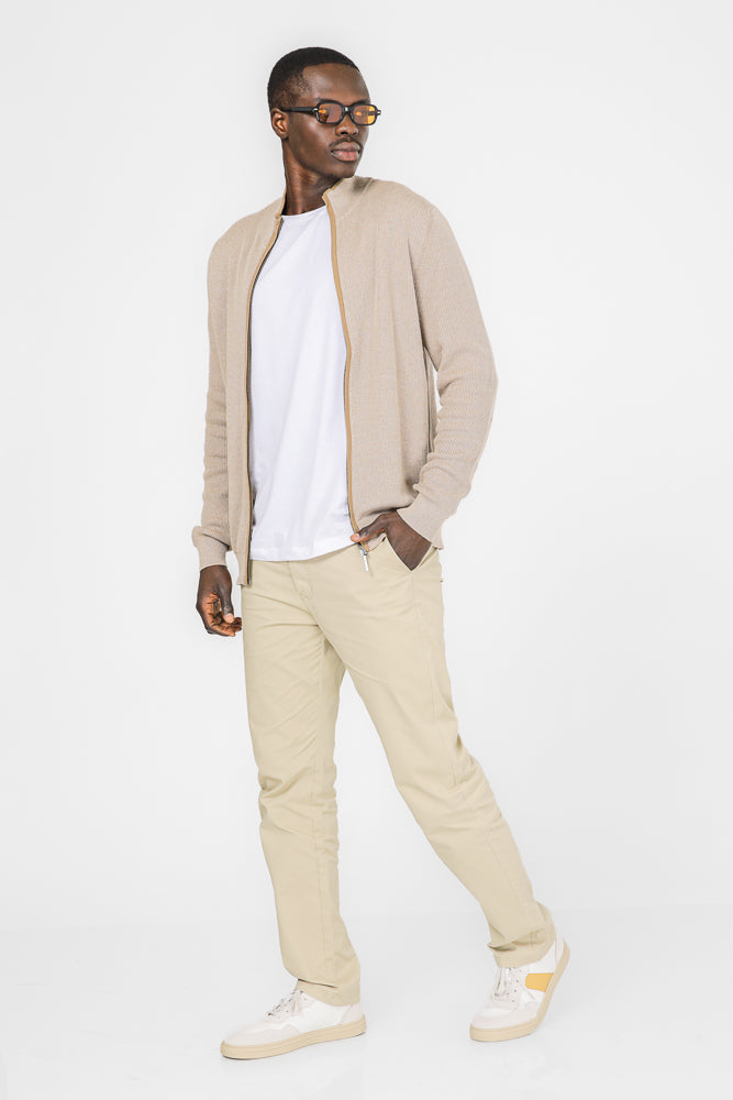 סריג קרדיגן עם רוכסן בצבע בז'