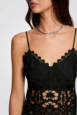 גופיית תחרה קרופ