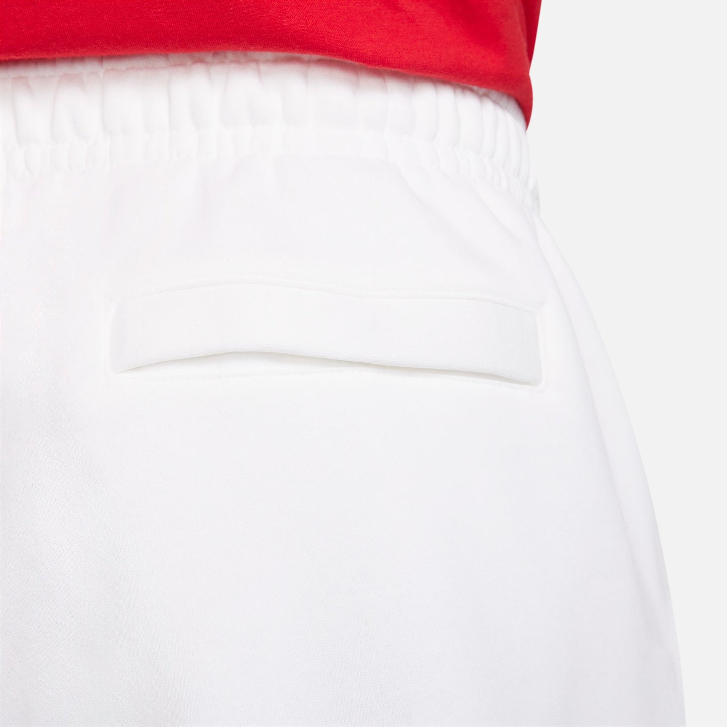 מכנסיים קצרים לגברים Sportswear Club בצבע לבן