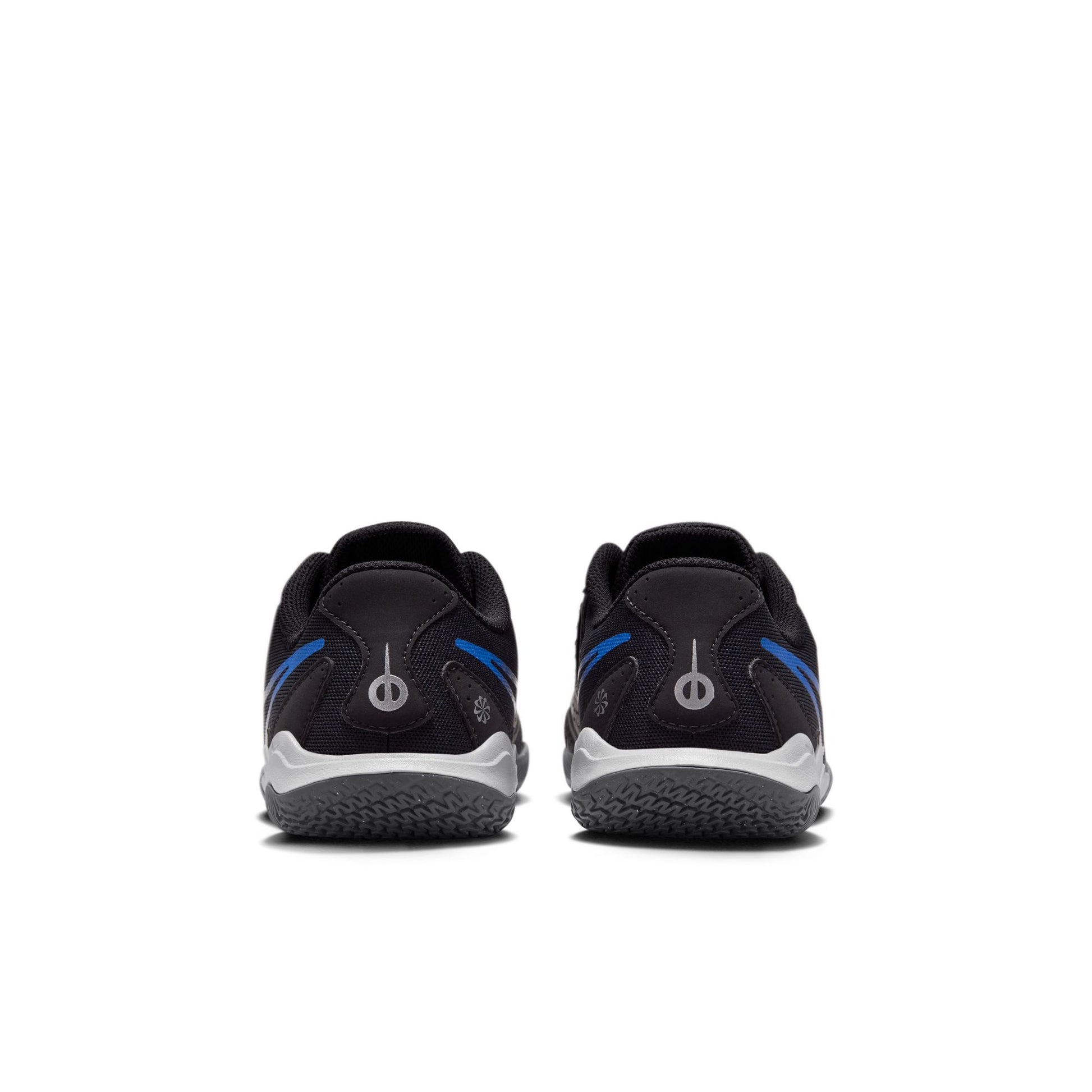 נעלי ספורט לגברים  Tiempo Legend 10 Club בצבע שחור וכחול