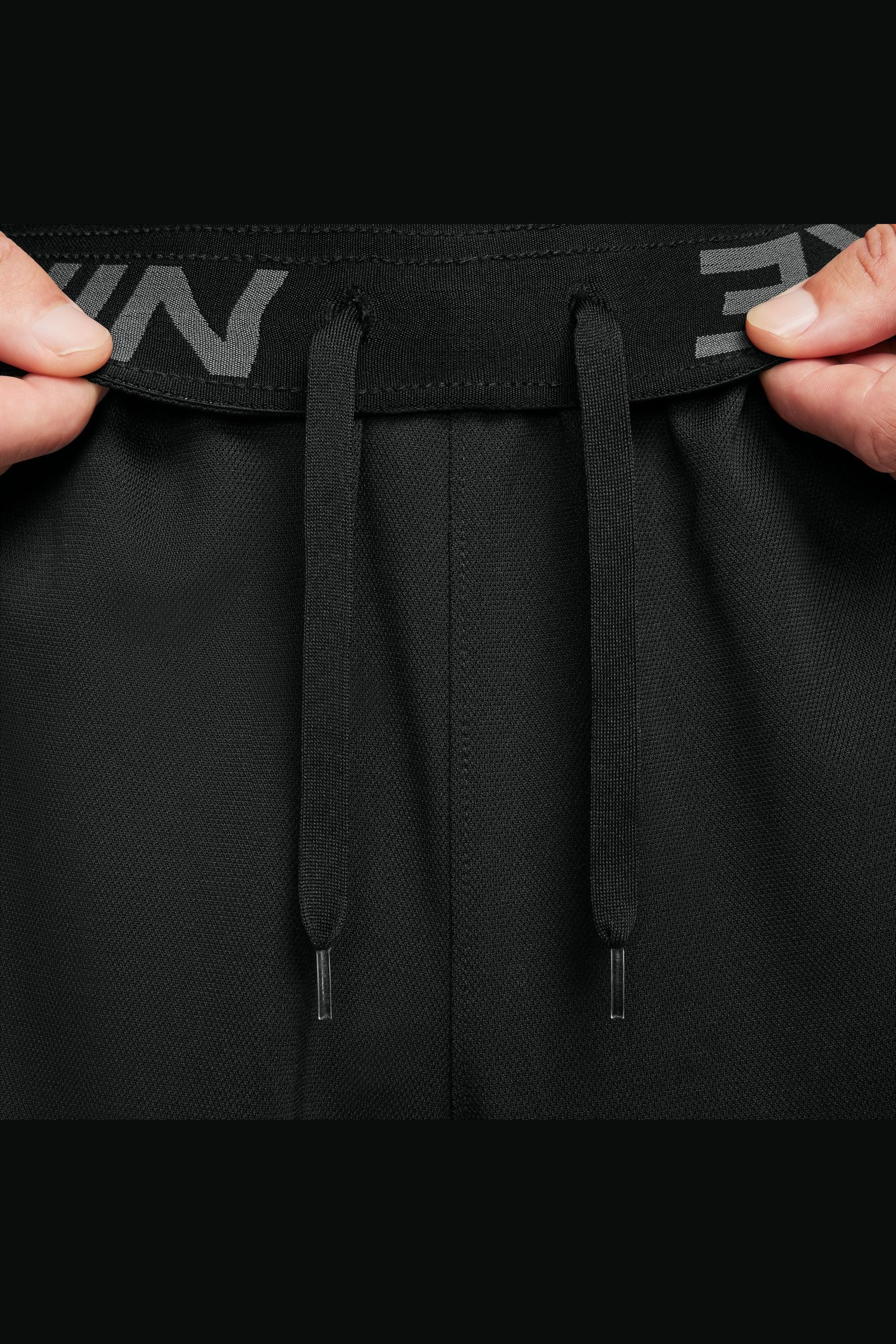 מכנסיים קצרים לגברים Dri-FIT Totality בצבע שחור