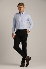 מכנסיים ארוכים בגזרה מחויטת | קנת קול