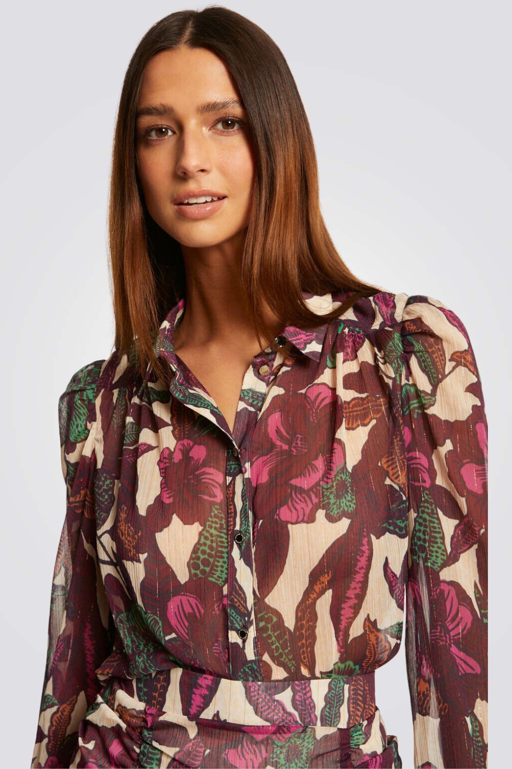 חולצה פרחונית לנשים בצבע בז'