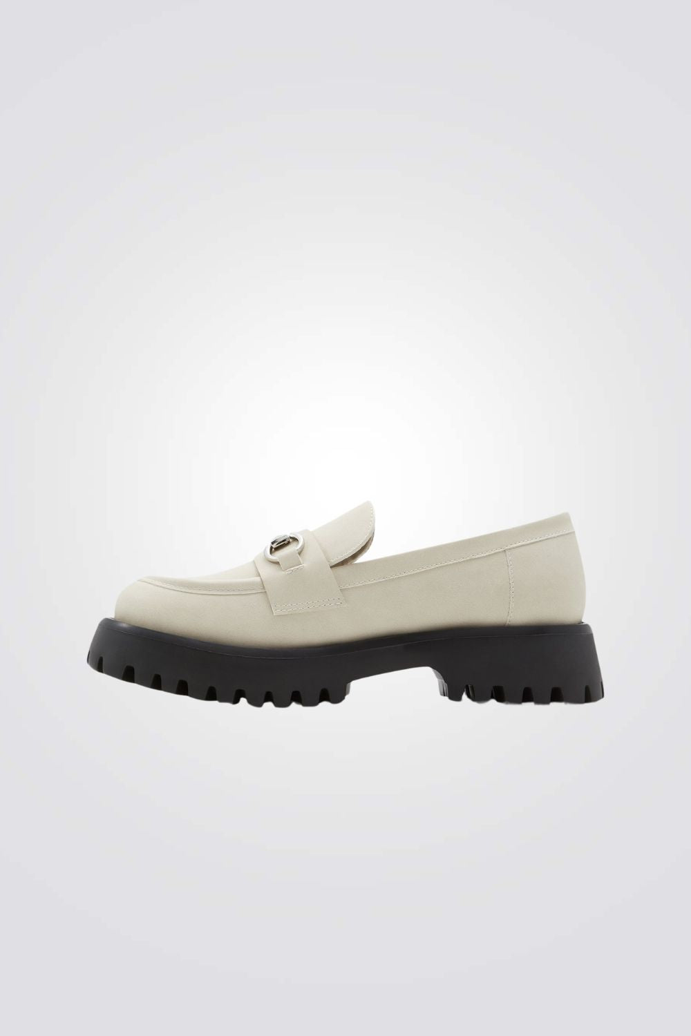 נעלי מוקסין דמוי עור לנשים בצבע שמנת