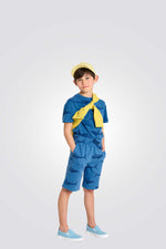 טישירט לילדים בצבע כחול עם הדפס כרישים