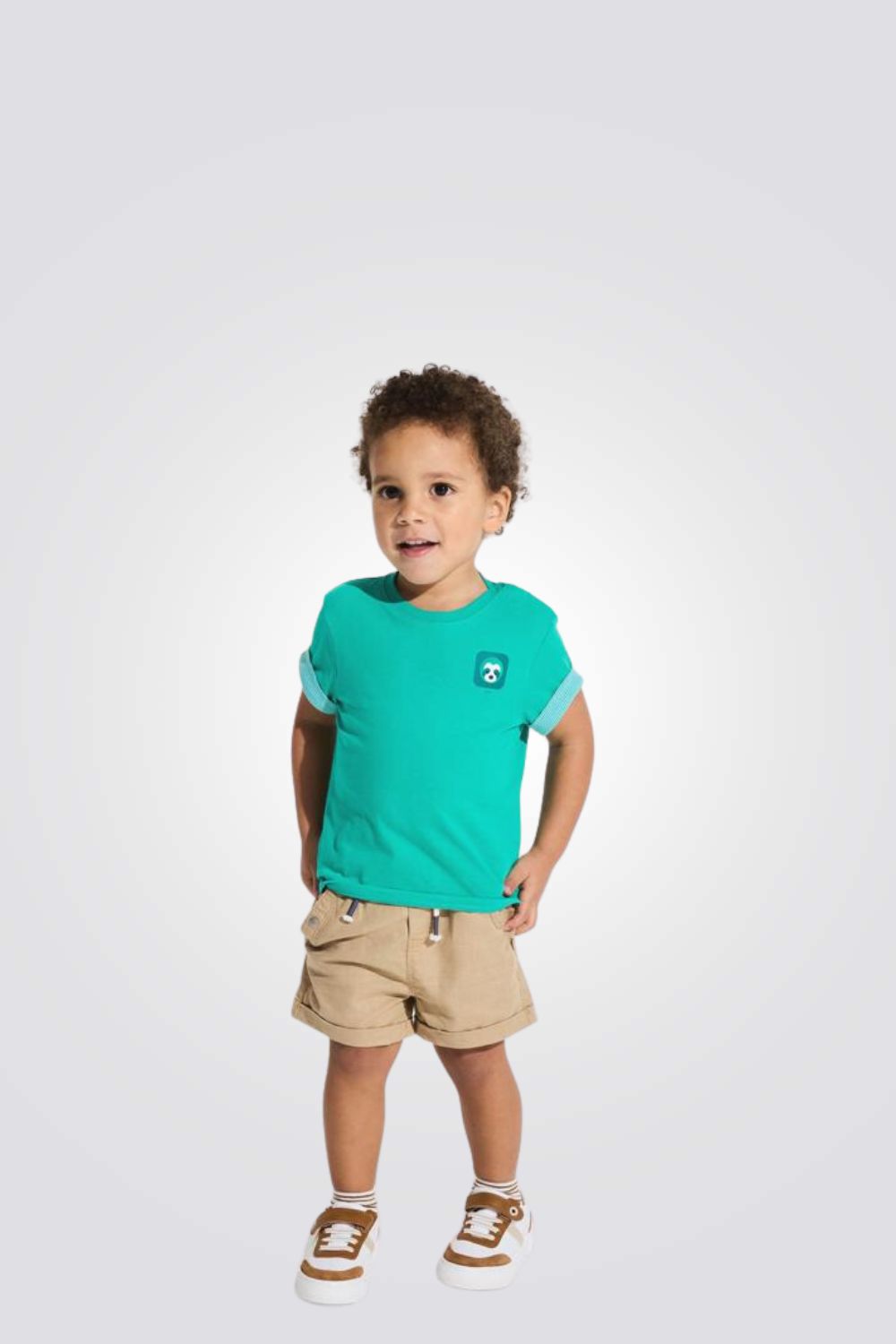 מכנסיים קצרים לתינוקות בצבע בז'