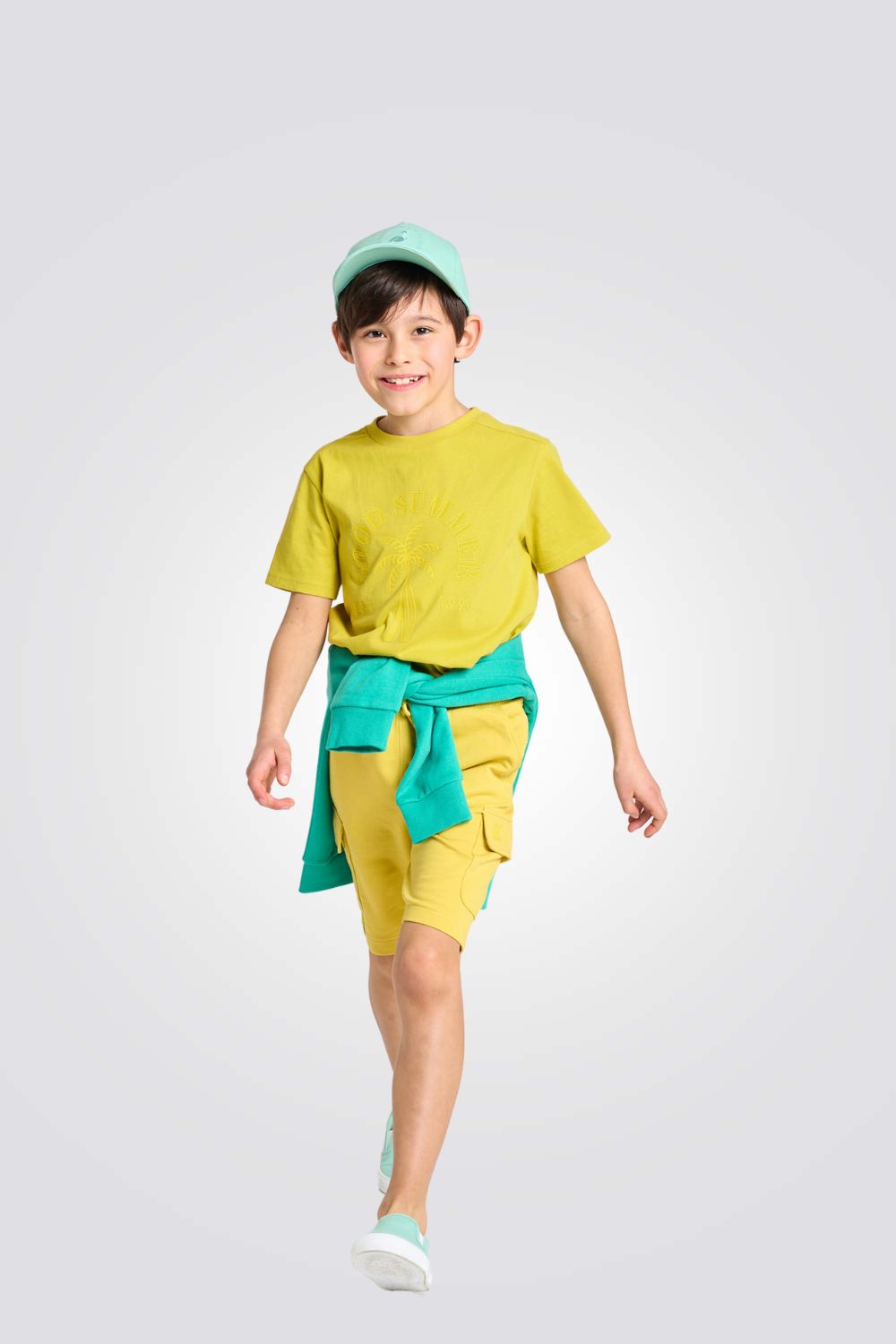 טישירט לילדים בצבע צהוב עם הדפס