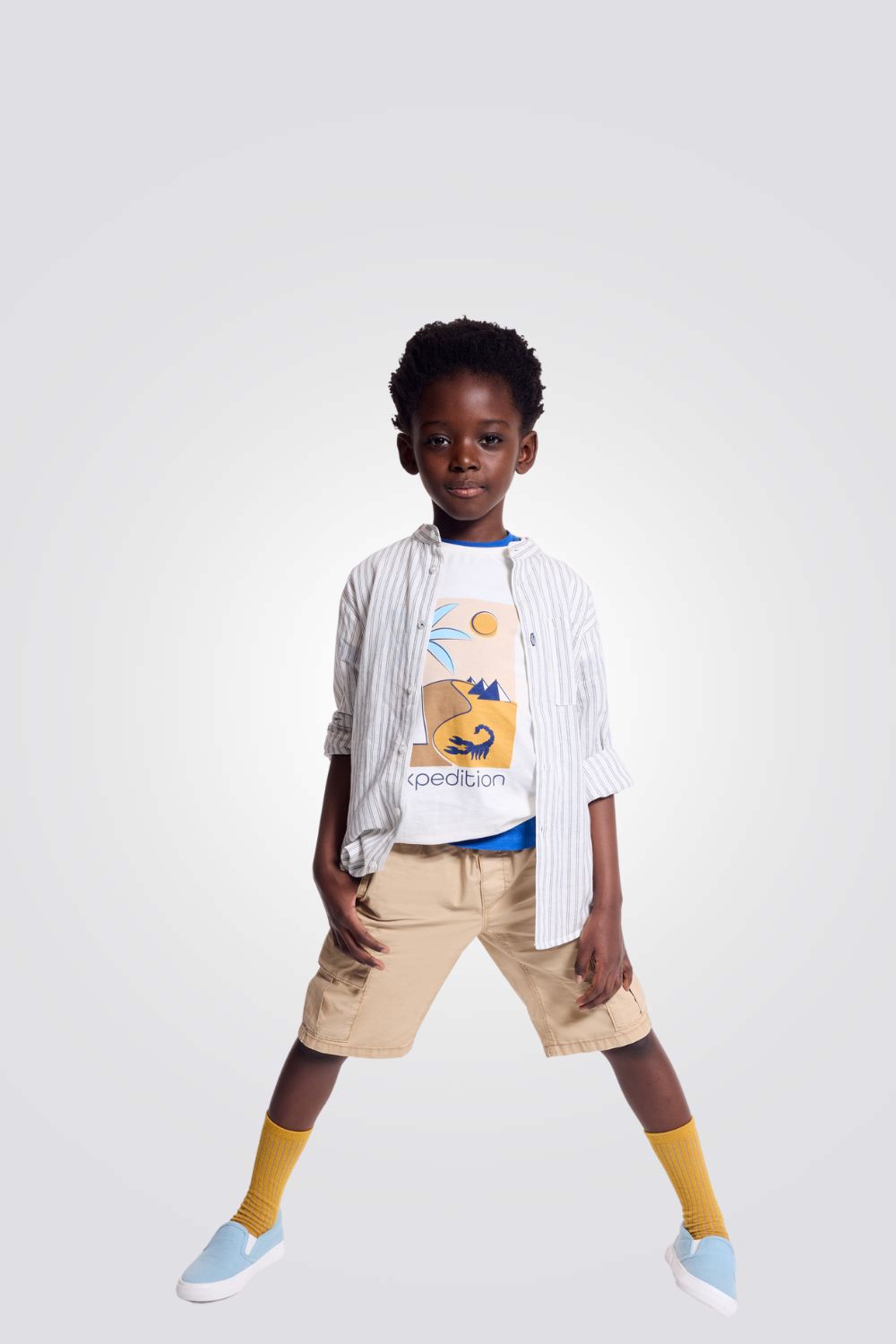 טישירט לילדים בצבע לבן עם הדפס