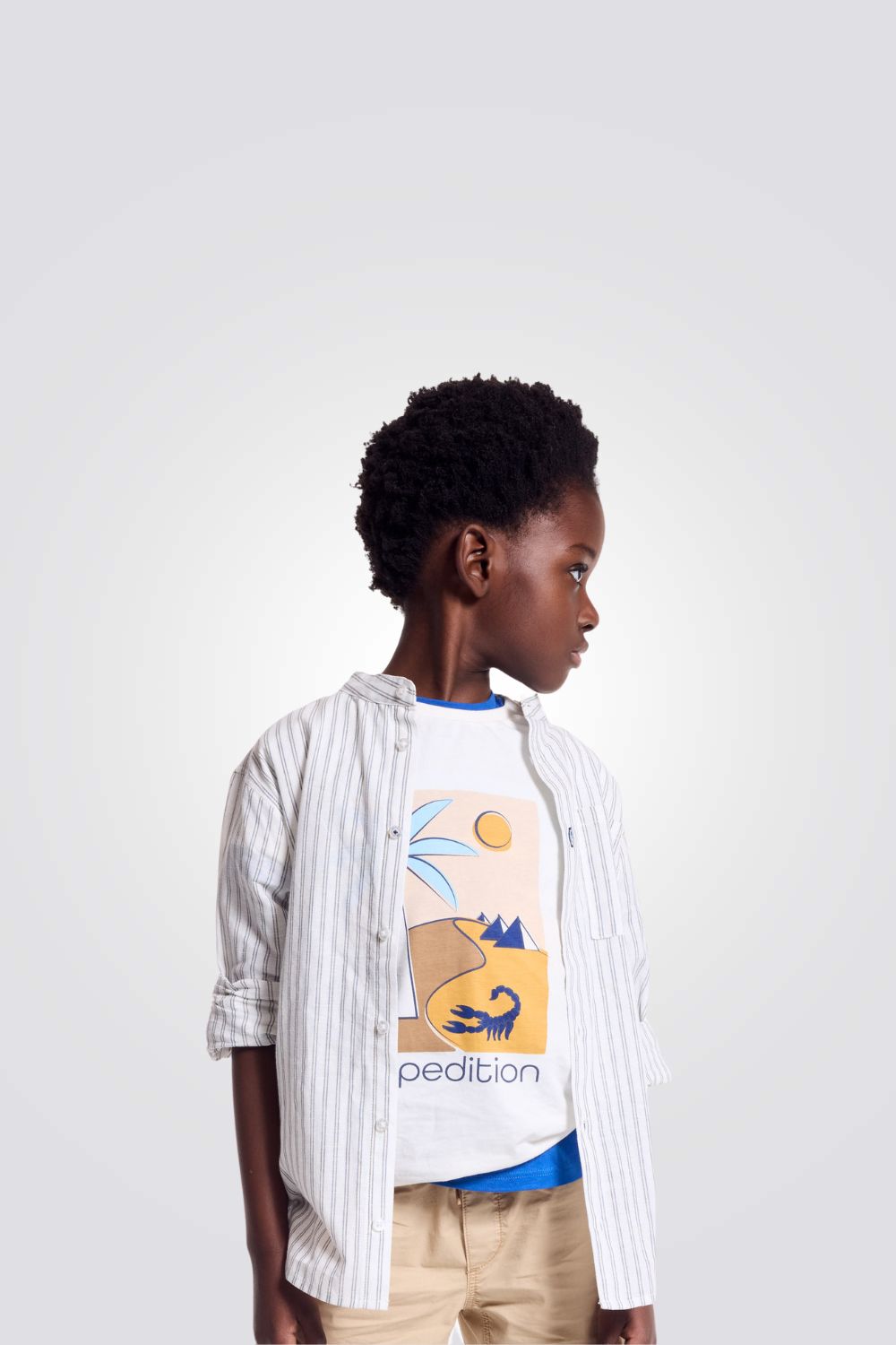 טישירט לילדים בצבע לבן עם הדפס