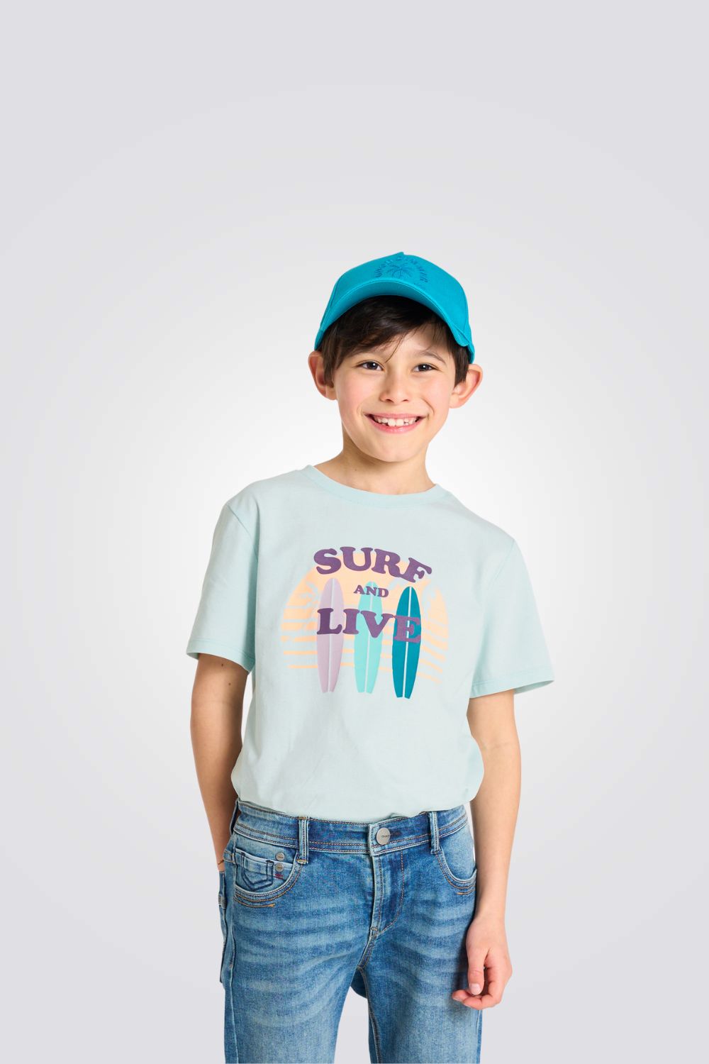 טישירט לילדים בצבע תכלת עם הדפס