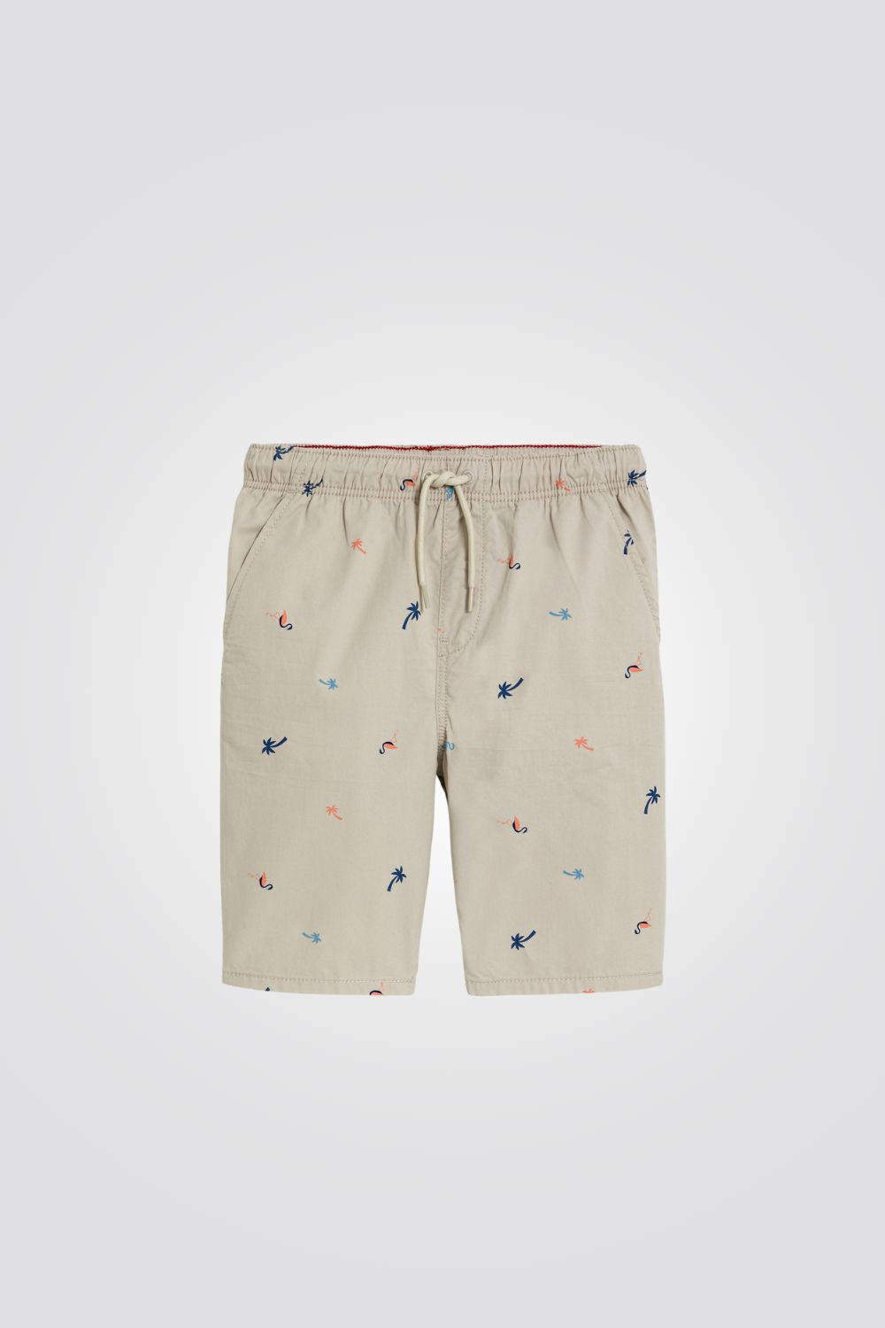 מכנסי ברמודה לילדים בצבע בז' עם הדפס עצים