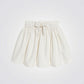 חצאית לילדות בצבע לבן עם סרט קשירה - 2