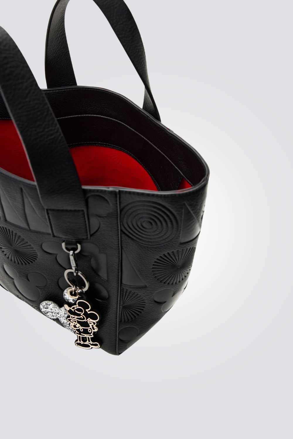 תיק יד לנשים בצבע שחור מיקי מאוס 