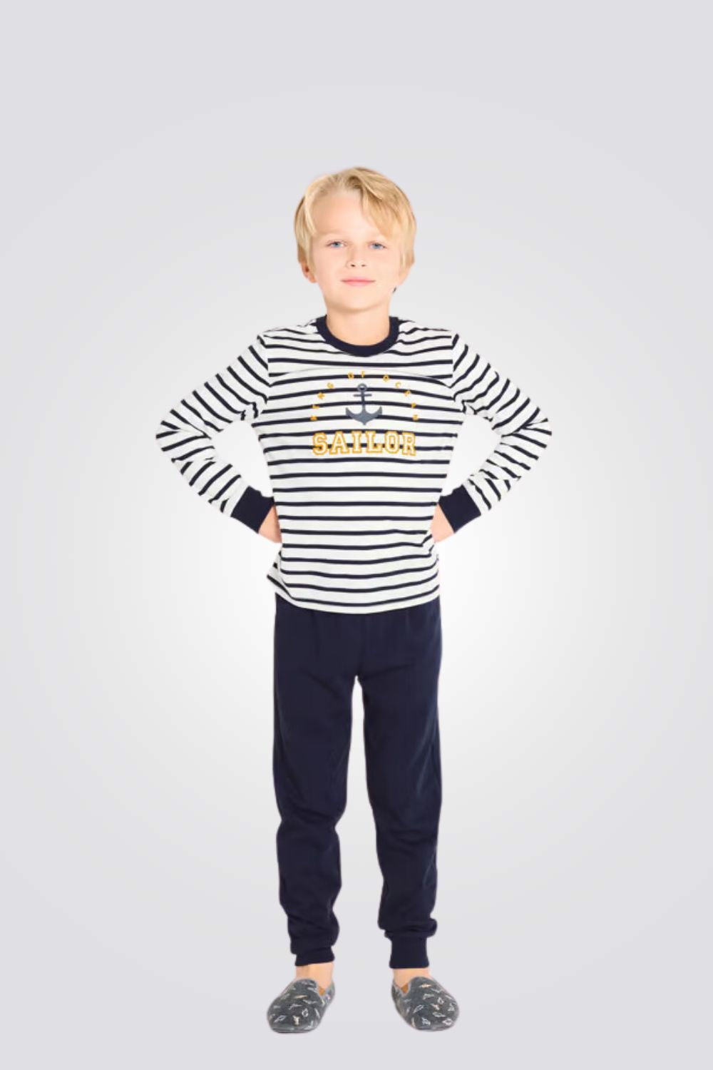 פיג'מה לילדים בצבע נייבי